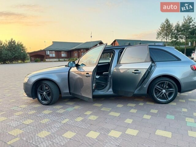 Сірий Ауді А4, об'ємом двигуна 2 л та пробігом 242 тис. км за 13700 $, фото 12 на Automoto.ua