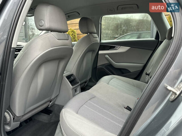 Сірий Ауді А4, об'ємом двигуна 1.97 л та пробігом 305 тис. км за 13500 $, фото 45 на Automoto.ua