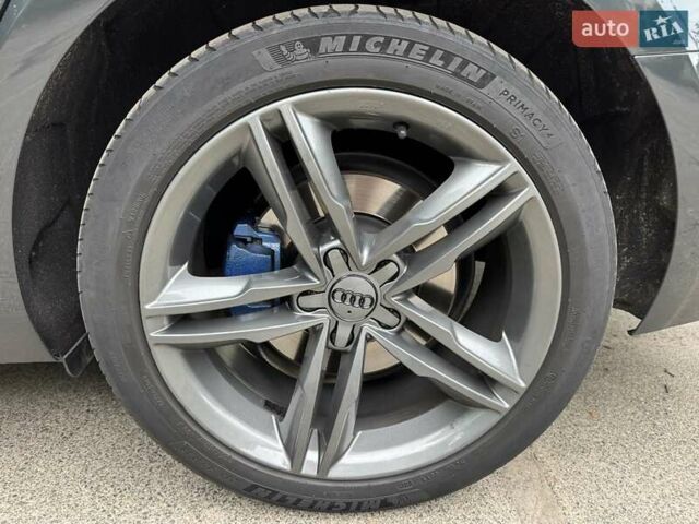 Серый Ауди А4, объемом двигателя 2 л и пробегом 301 тыс. км за 16500 $, фото 40 на Automoto.ua