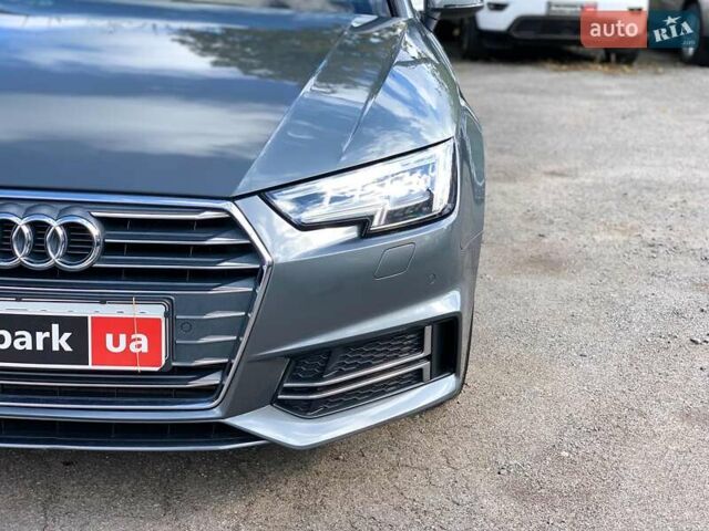 Серый Ауди А4, объемом двигателя 3 л и пробегом 235 тыс. км за 21890 $, фото 11 на Automoto.ua
