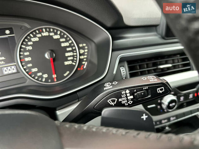 Сірий Ауді А4, об'ємом двигуна 2 л та пробігом 220 тис. км за 15750 $, фото 55 на Automoto.ua
