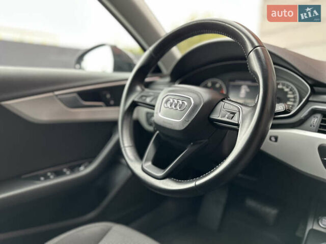 Сірий Ауді А4, об'ємом двигуна 2 л та пробігом 220 тис. км за 15750 $, фото 74 на Automoto.ua
