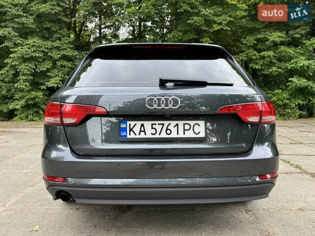 Серый Ауди А4, объемом двигателя 2 л и пробегом 301 тыс. км за 16500 $, фото 14 на Automoto.ua