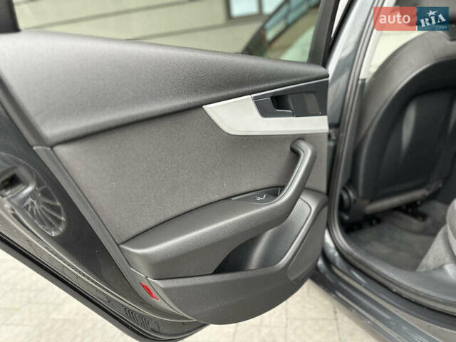 Сірий Ауді А4, об'ємом двигуна 2 л та пробігом 220 тис. км за 15750 $, фото 82 на Automoto.ua