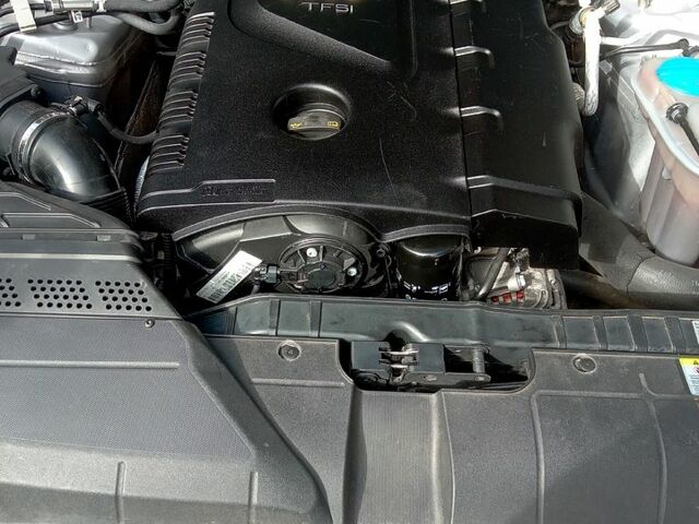 Серый Ауди А4, объемом двигателя 2 л и пробегом 121 тыс. км за 19500 $, фото 5 на Automoto.ua