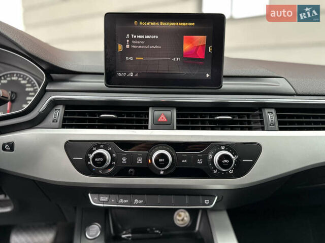 Сірий Ауді А4, об'ємом двигуна 2 л та пробігом 220 тис. км за 15750 $, фото 58 на Automoto.ua