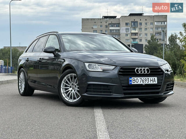 Серый Ауди А4, объемом двигателя 2 л и пробегом 218 тыс. км за 15999 $, фото 1 на Automoto.ua