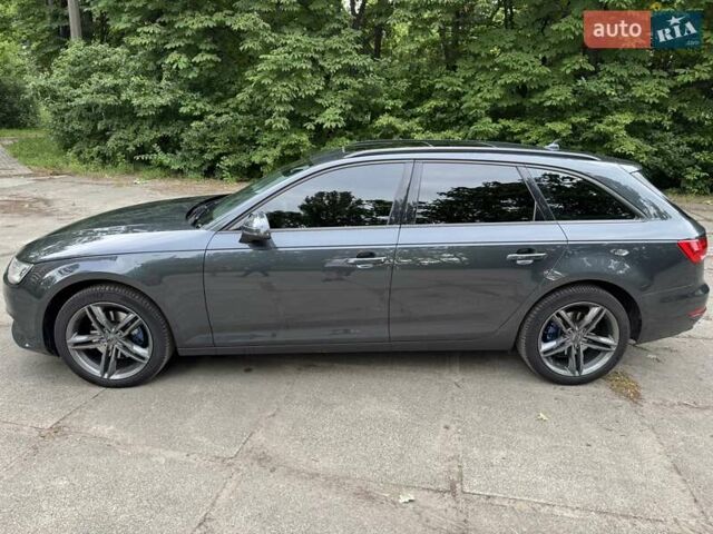 Серый Ауди А4, объемом двигателя 2 л и пробегом 301 тыс. км за 16500 $, фото 10 на Automoto.ua