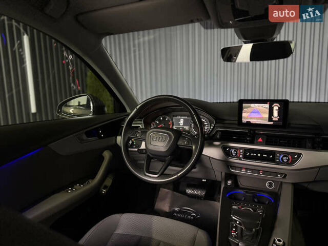 Сірий Ауді А4, об'ємом двигуна 1.97 л та пробігом 215 тис. км за 16999 $, фото 9 на Automoto.ua