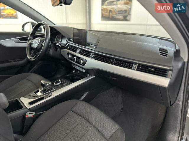 Серый Ауди А4, объемом двигателя 2 л и пробегом 223 тыс. км за 15550 $, фото 75 на Automoto.ua