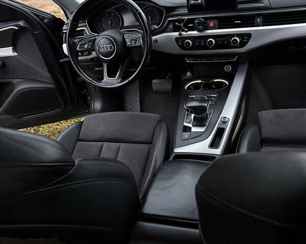 Сірий Ауді А4, об'ємом двигуна 1.97 л та пробігом 268 тис. км за 16700 $, фото 11 на Automoto.ua