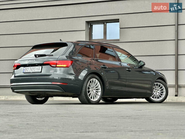 Сірий Ауді А4, об'ємом двигуна 2 л та пробігом 220 тис. км за 15750 $, фото 24 на Automoto.ua
