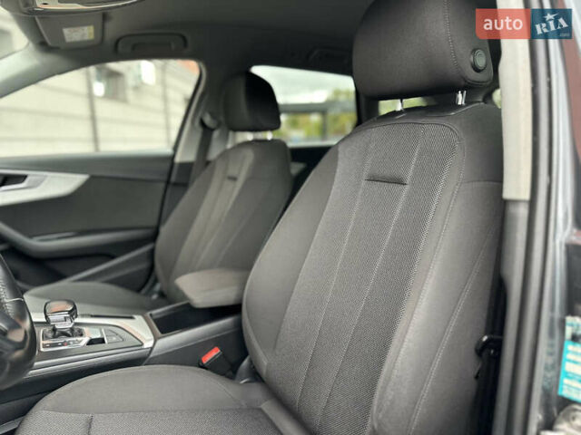 Сірий Ауді А4, об'ємом двигуна 2 л та пробігом 220 тис. км за 15750 $, фото 50 на Automoto.ua