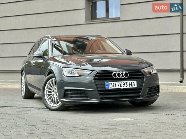 Сірий Ауді А4, об'ємом двигуна 2 л та пробігом 220 тис. км за 15750 $, фото 2 на Automoto.ua