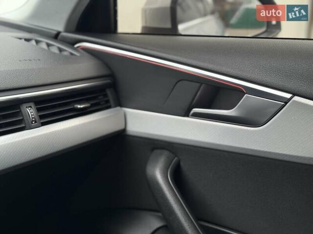 Серый Ауди А4, объемом двигателя 1.97 л и пробегом 290 тыс. км за 16900 $, фото 69 на Automoto.ua