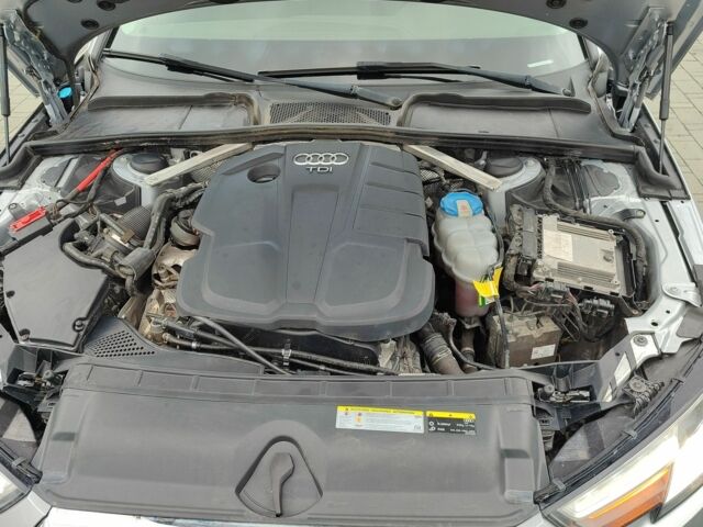 Сірий Ауді А4, об'ємом двигуна 2 л та пробігом 300 тис. км за 19500 $, фото 11 на Automoto.ua