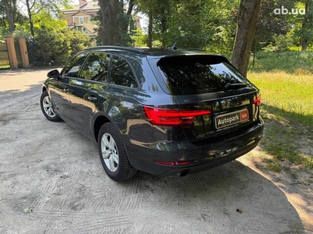 Сірий Ауді А4, об'ємом двигуна 2 л та пробігом 441 тис. км за 15990 $, фото 8 на Automoto.ua