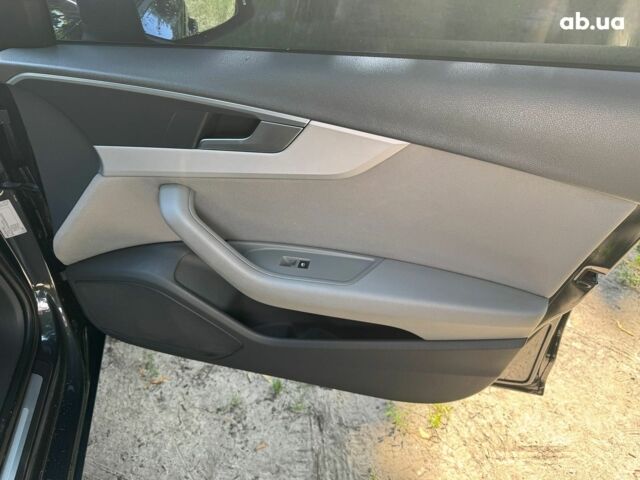 Сірий Ауді А4, об'ємом двигуна 2 л та пробігом 441 тис. км за 15990 $, фото 24 на Automoto.ua