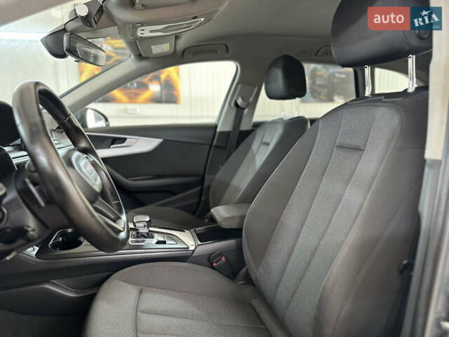 Серый Ауди А4, объемом двигателя 2 л и пробегом 223 тыс. км за 15550 $, фото 61 на Automoto.ua