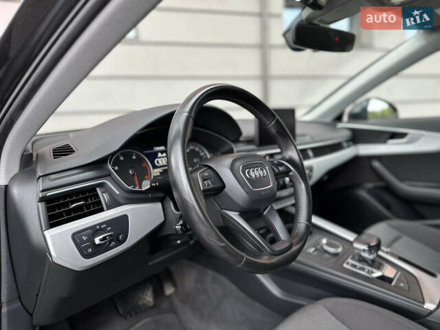 Сірий Ауді А4, об'ємом двигуна 2 л та пробігом 220 тис. км за 15750 $, фото 46 на Automoto.ua