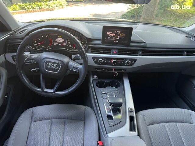 Сірий Ауді А4, об'ємом двигуна 2 л та пробігом 441 тис. км за 15990 $, фото 20 на Automoto.ua