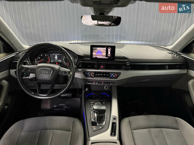 Сірий Ауді А4, об'ємом двигуна 1.97 л та пробігом 215 тис. км за 16999 $, фото 7 на Automoto.ua