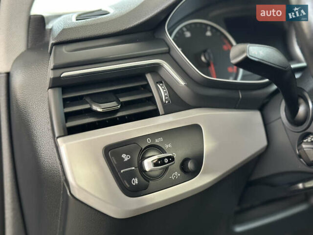 Серый Ауди А4, объемом двигателя 2 л и пробегом 223 тыс. км за 15550 $, фото 58 на Automoto.ua