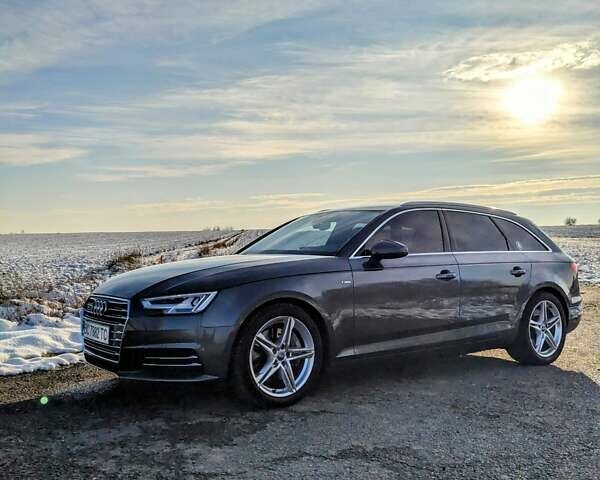 Серый Ауди А4, объемом двигателя 3 л и пробегом 285 тыс. км за 22500 $, фото 1 на Automoto.ua