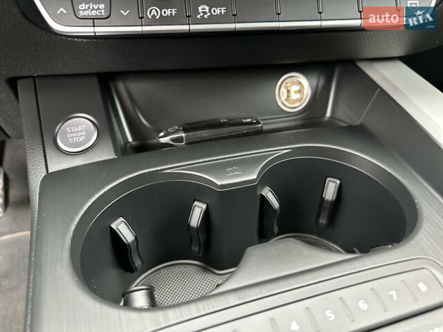 Сірий Ауді А4, об'ємом двигуна 2 л та пробігом 220 тис. км за 15750 $, фото 59 на Automoto.ua