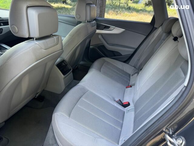 Сірий Ауді А4, об'ємом двигуна 2 л та пробігом 441 тис. км за 15990 $, фото 19 на Automoto.ua