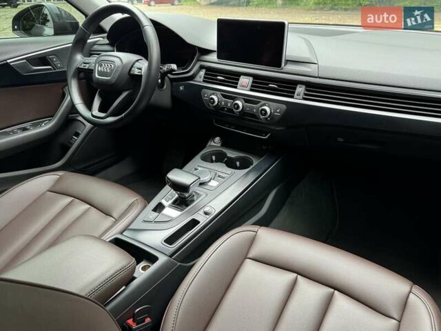 Серый Ауди А4, объемом двигателя 2 л и пробегом 301 тыс. км за 16500 $, фото 20 на Automoto.ua