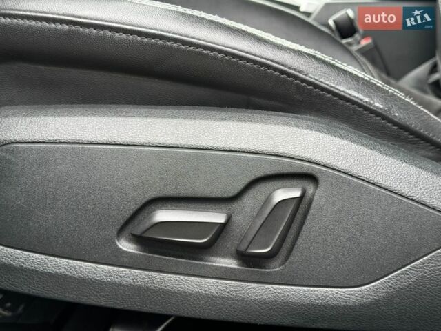 Сірий Ауді А4, об'ємом двигуна 1.98 л та пробігом 274 тис. км за 16500 $, фото 25 на Automoto.ua