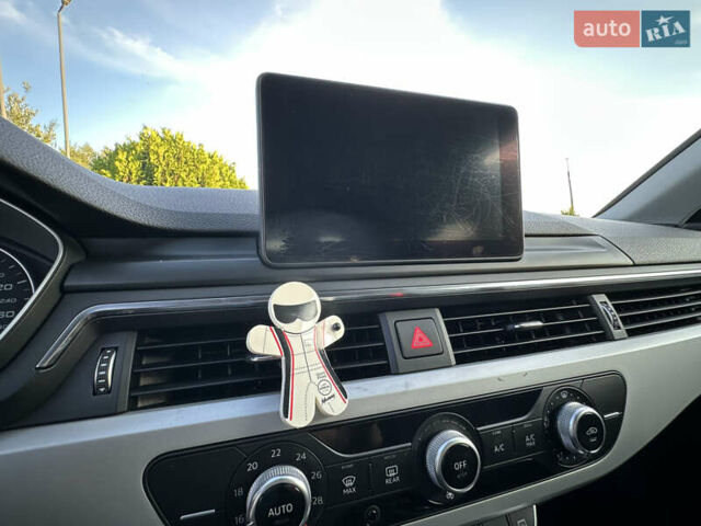 Серый Ауди А4, объемом двигателя 2 л и пробегом 217 тыс. км за 15850 $, фото 57 на Automoto.ua