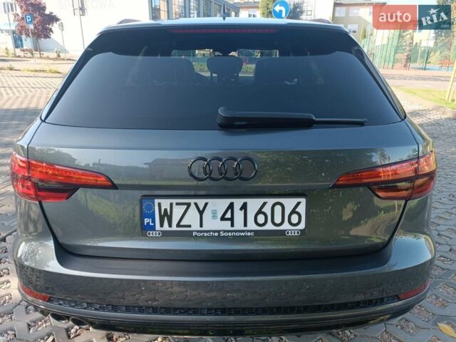 Серый Ауди А4, объемом двигателя 2 л и пробегом 242 тыс. км за 10000 $, фото 6 на Automoto.ua