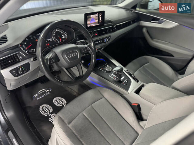 Сірий Ауді А4, об'ємом двигуна 1.97 л та пробігом 215 тис. км за 16999 $, фото 6 на Automoto.ua