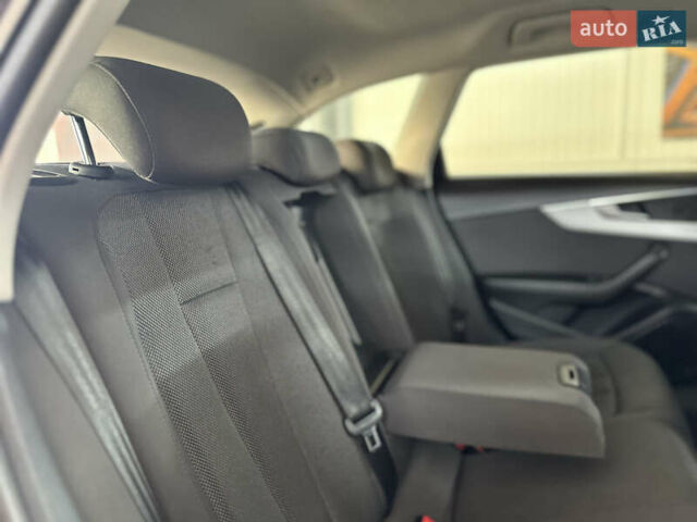 Серый Ауди А4, объемом двигателя 2 л и пробегом 223 тыс. км за 15550 $, фото 85 на Automoto.ua