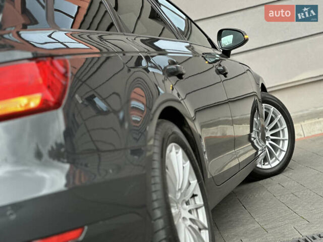 Сірий Ауді А4, об'ємом двигуна 2 л та пробігом 220 тис. км за 15750 $, фото 31 на Automoto.ua