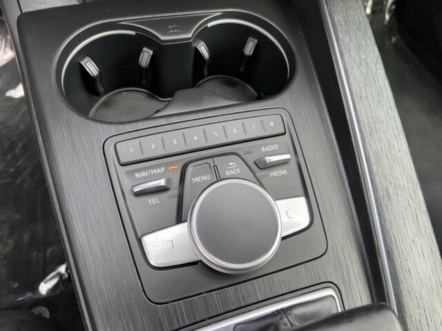 Сірий Ауді А4, об'ємом двигуна 2 л та пробігом 64 тис. км за 7900 $, фото 8 на Automoto.ua