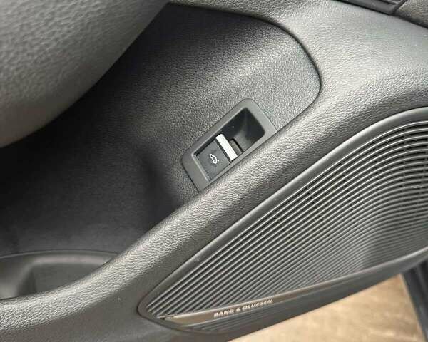 Сірий Ауді А4, об'ємом двигуна 1.97 л та пробігом 260 тис. км за 19800 $, фото 67 на Automoto.ua