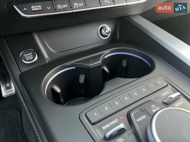 Серый Ауди А4, объемом двигателя 3 л и пробегом 247 тыс. км за 21850 $, фото 83 на Automoto.ua