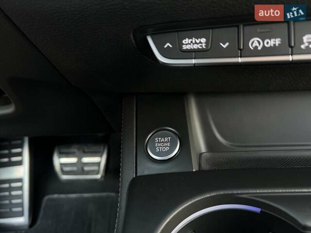 Серый Ауди А4, объемом двигателя 3 л и пробегом 247 тыс. км за 21850 $, фото 41 на Automoto.ua