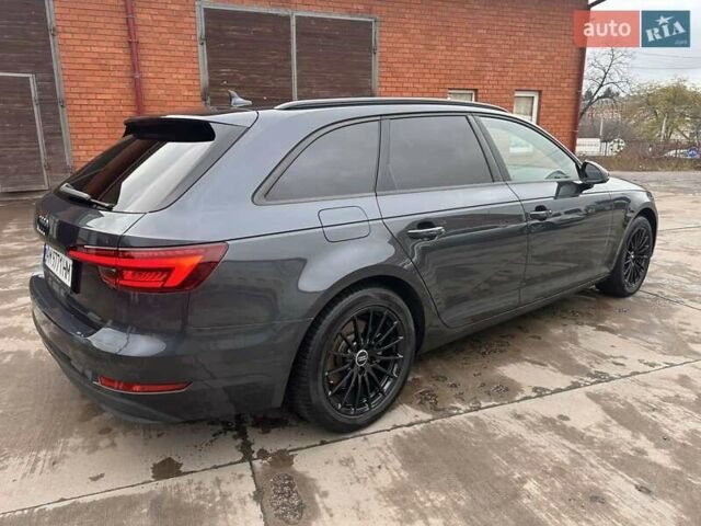 Сірий Ауді А4, об'ємом двигуна 1.97 л та пробігом 260 тис. км за 19800 $, фото 9 на Automoto.ua