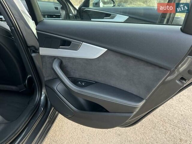 Серый Ауди А4, объемом двигателя 3 л и пробегом 247 тыс. км за 21850 $, фото 45 на Automoto.ua