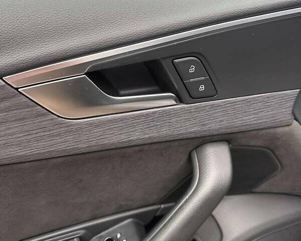 Сірий Ауді А4, об'ємом двигуна 1.97 л та пробігом 260 тис. км за 19800 $, фото 21 на Automoto.ua