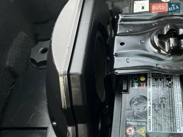 Серый Ауди А4, объемом двигателя 3 л и пробегом 247 тыс. км за 21850 $, фото 56 на Automoto.ua