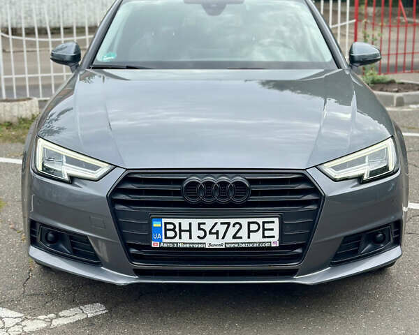 Ауди А4 2017 в Одессе на Automoto.ua Серый Ауди А4, объемом двигателя 3 л и пробегом 212 тыс. км за 22900 $, фото 1 на Automoto.ua