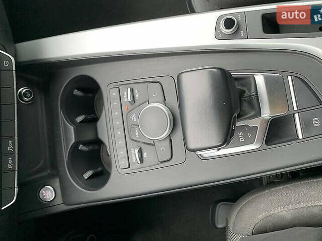 Ауді А4 2017 у Києві на Automoto.ua Сірий Ауді А4, об'ємом двигуна 1.97 л та пробігом 143 тис. км за 18500 $, фото 13 на Automoto.ua