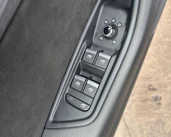 Сірий Ауді А4, об'ємом двигуна 1.97 л та пробігом 260 тис. км за 19800 $, фото 22 на Automoto.ua