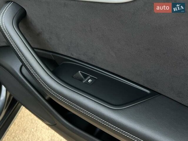 Серый Ауди А4, объемом двигателя 3 л и пробегом 247 тыс. км за 21850 $, фото 24 на Automoto.ua