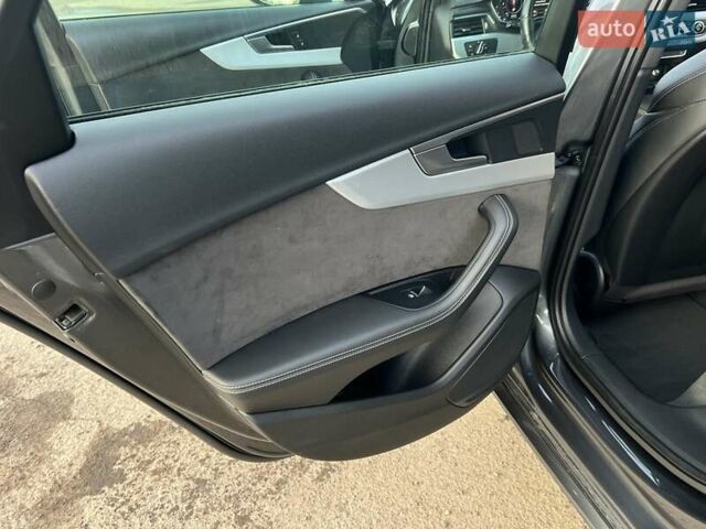 Серый Ауди А4, объемом двигателя 3 л и пробегом 247 тыс. км за 21850 $, фото 63 на Automoto.ua